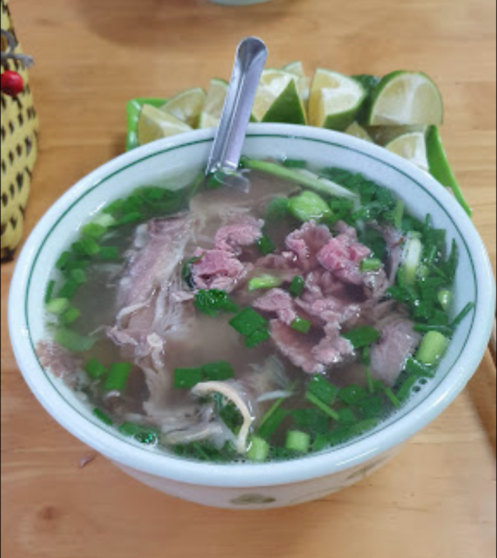 Phở ngon tại Hàng Chiếu