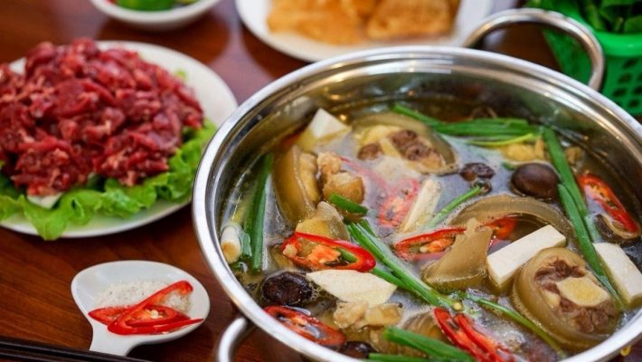 Lẩu đuôi bò tại Hương vị Thành Nam 